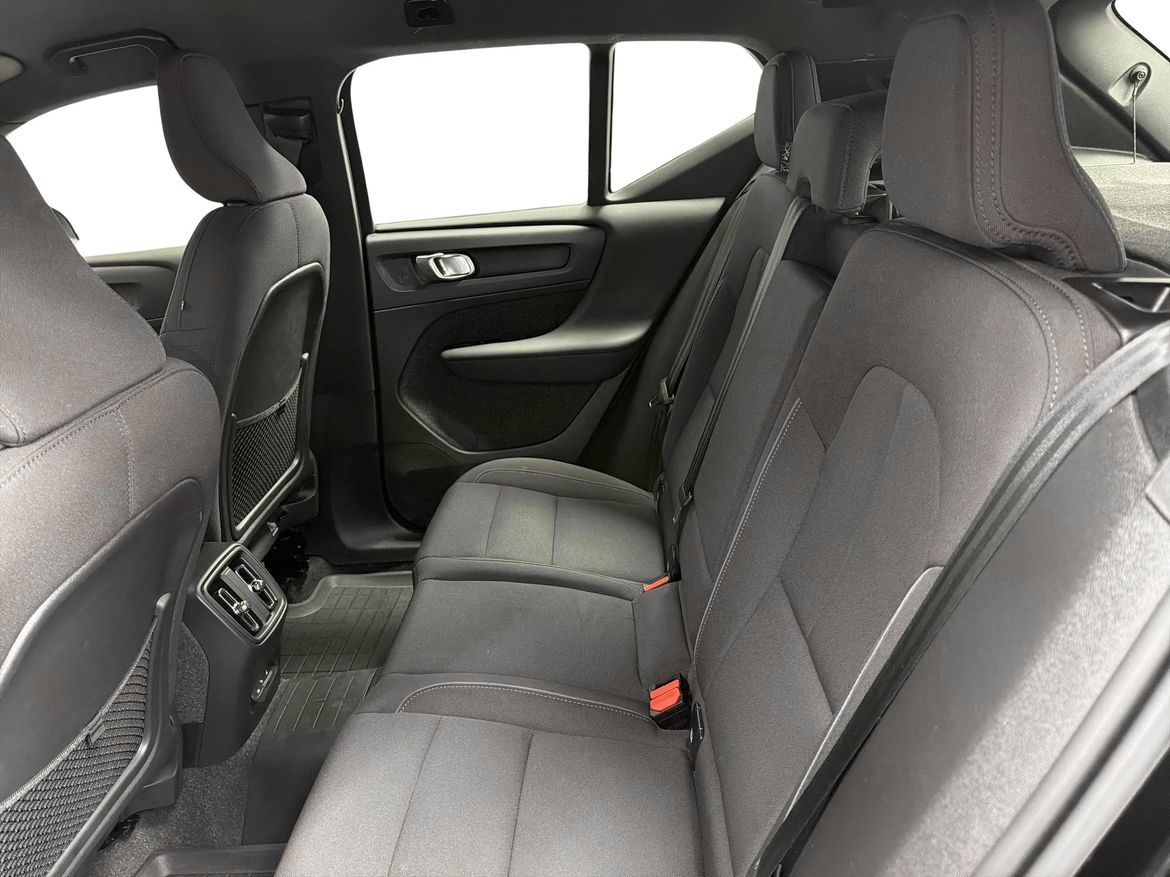 Volvo XC40 2023 - miniatyr 7