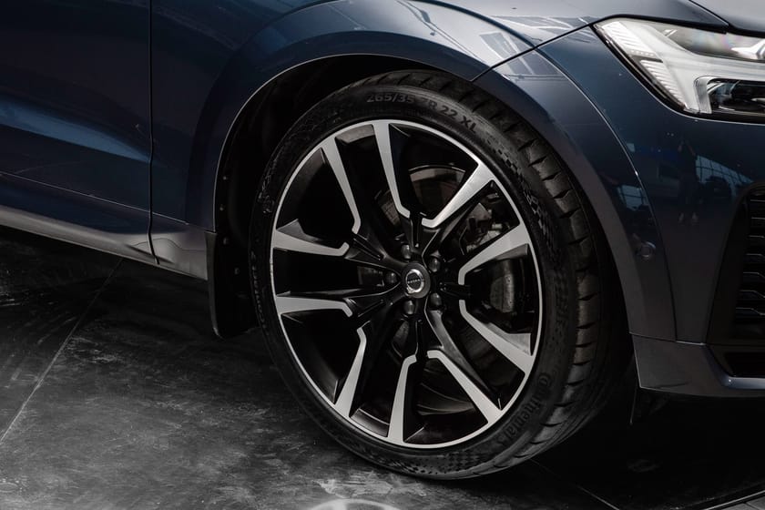 Bilde 2 av Volvo XC60 Recharge T6 Ultima Dark KROK/KAMERA360/LUFT/MASSASJE++