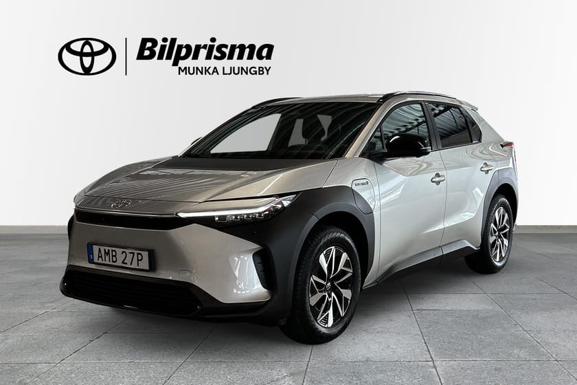Bild 1 av Toyota bZ4X 71.4 kWh Style Premium Vinterhjul
