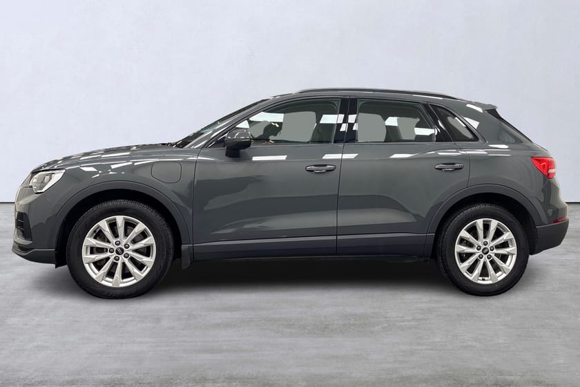 Bild 2 av Audi Q3 45 TFSI e Proline