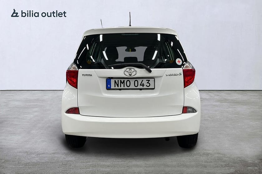 Bild 4 av Toyota Verso-S 1.33 Dual VVT-i Multidrive S 99hk Backkamera