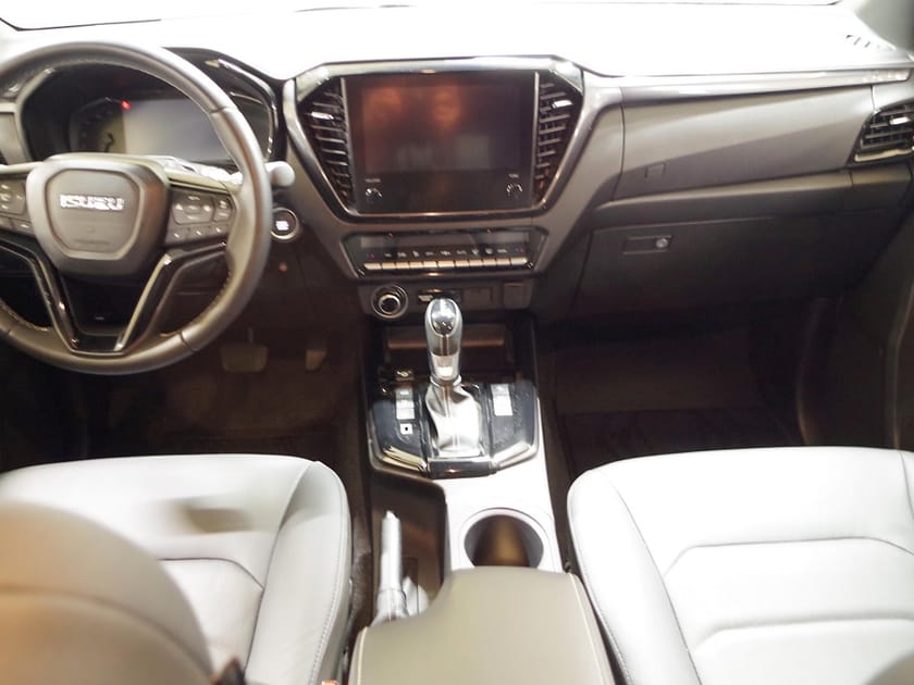 Bild 3 av Isuzu D-Max Crew Cab AT33 1.9 CNG 4WD Euro 6