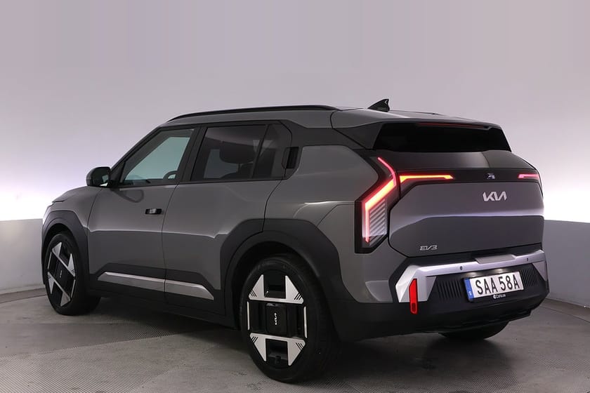 Bild 4 av Kia EV3 Long Range Plus Läder Kamera Elstol BSM Navi LED