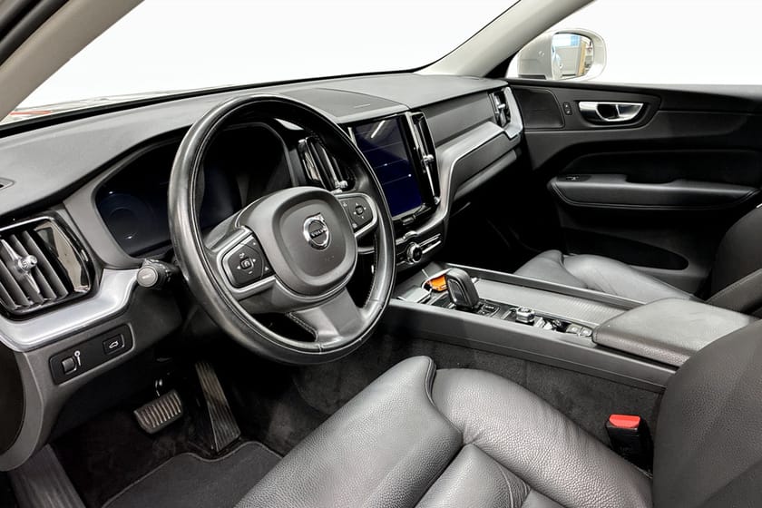 Bild 5 av Volvo XC60 B4 AWD Diesel Momentum Advanced SE