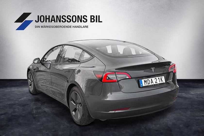 Bild 3 av Tesla Model 3 Long Range AWD Autopilot Moms