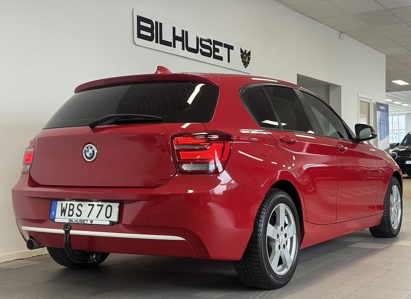 Bild 3 av BMW 120d 120 AUTOMAT DRAGKROK KEYLESS