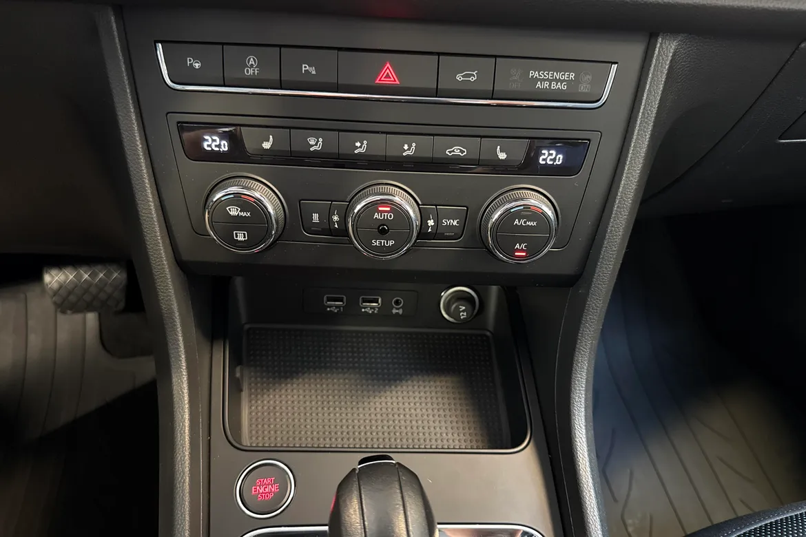 picture of a car