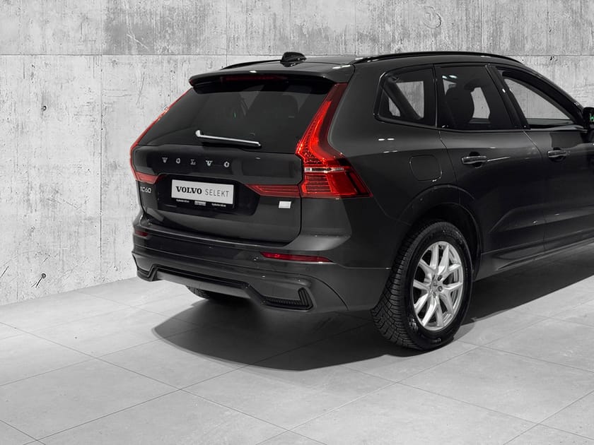 Bilde 5 av Volvo XC60 Recharge T6 Plus Dark SEMI.EL.HF|PANO|TONEDE|SUB|19"++