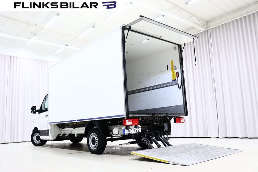 Bild 3 av Volkswagen Crafter Chassi 177HK Automat|Volymskåp|BG-Lyft|Leasebar