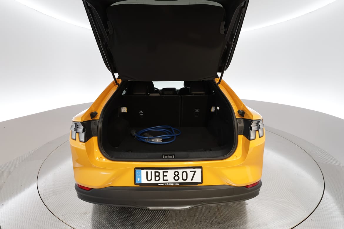 Ford Mustang Mach-E 2022 - miniatyr 9