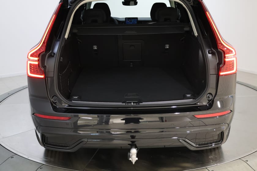 Bild 5 av Volvo XC60 T6 Plus Dark Nordic Edition | 360° | H&K | Dragkrok |