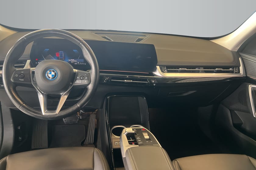 Bild 3 av BMW X1 xDrive25e PHEV xLine Skinn/Drag/Navi