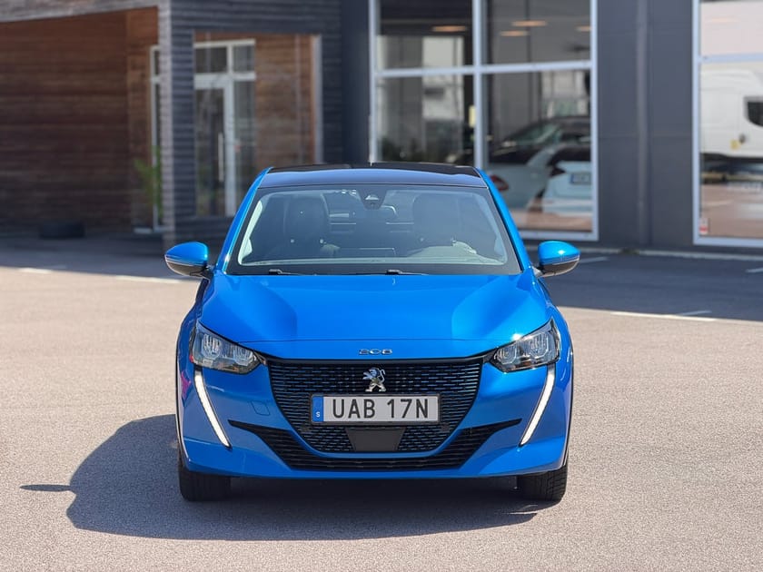 Bild 3 av Peugeot e-208 Allure Pano 136hk 50kWh