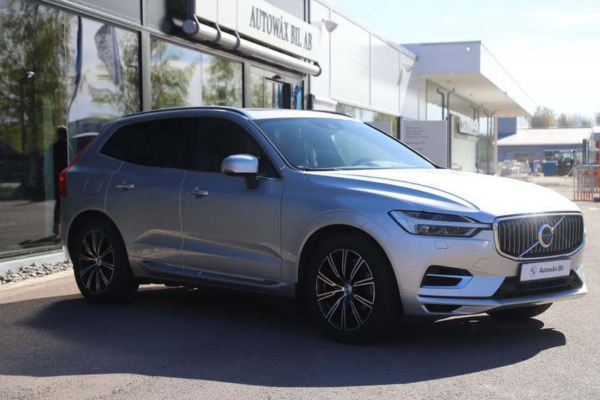 Bild 2 av Volvo XC60 AWD T8 Incription / Panorama / 360 Kamera / HUD / Läder