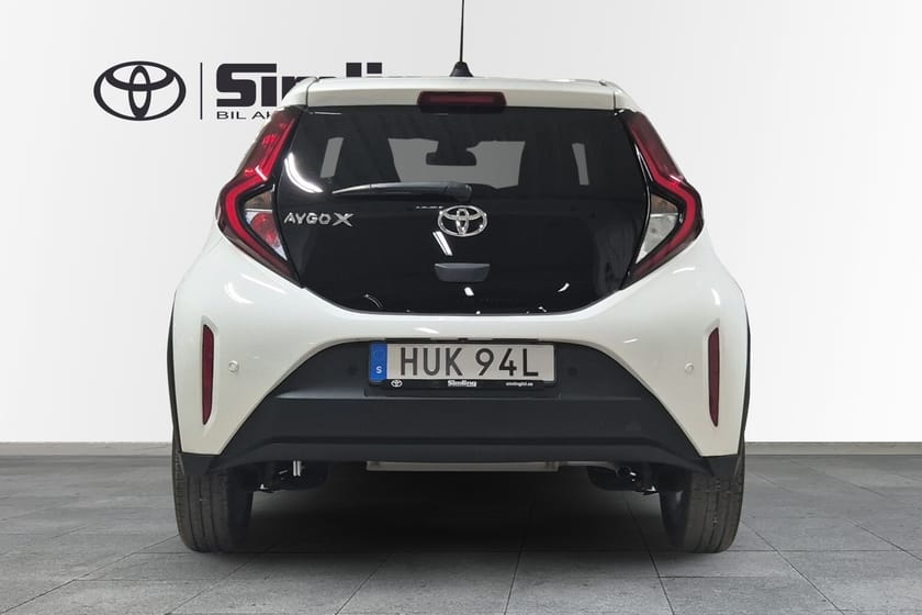 Bild 5 av Toyota Aygo X 1,0 VVT-i CVT Play Comfort & Style / Motorvärmare