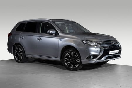 Mitsubishi Outlander PHEV H.feste/Skinn/S.historikk