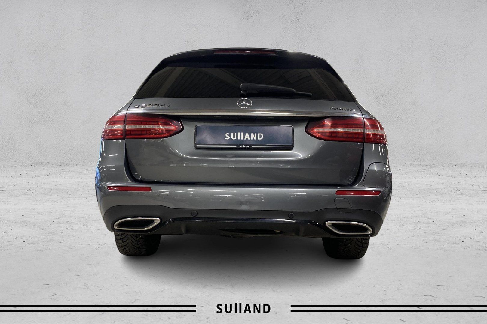 Thumnail bilde 3 av Mercedes-Benz E 300 T de 4MATIC