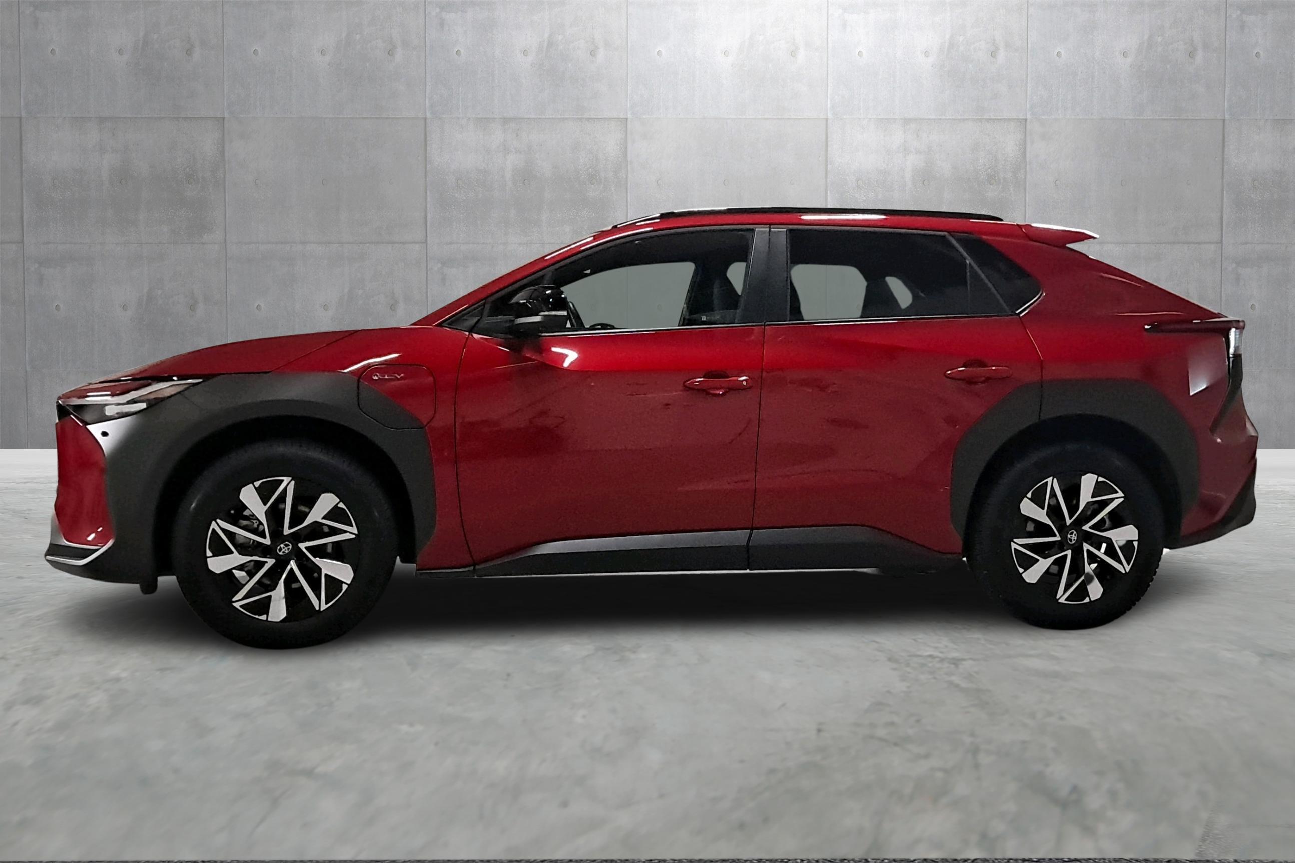 Thumnail bilde 1 av Toyota bZ4X