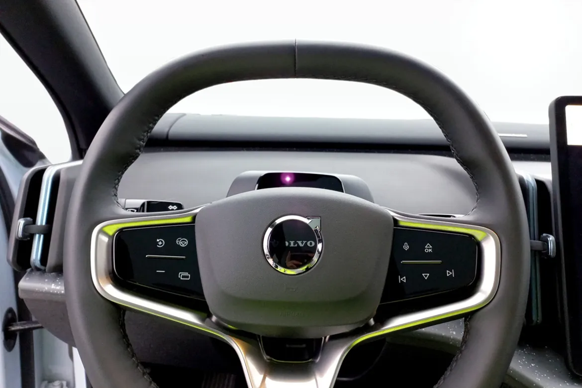 Volvo EX30 Twin Motor Performance