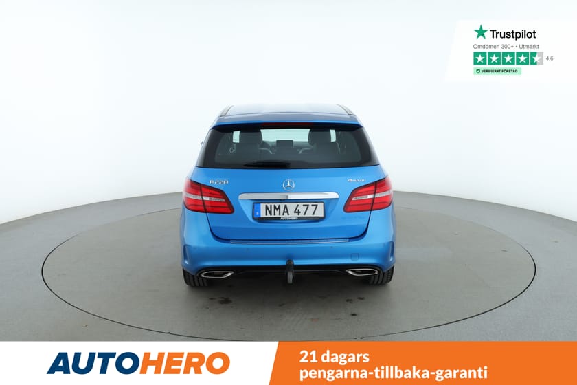 Bild 4 av Mercedes-Benz B 220 4MATIC AMG Sport / Kamera, Ljusassistans