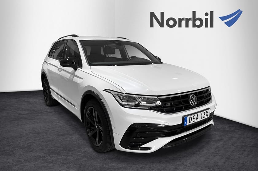 Bild 1 av Volkswagen Tiguan eHybrid R-LINE 245 HK  Moms Drag blackstyle Bkamer