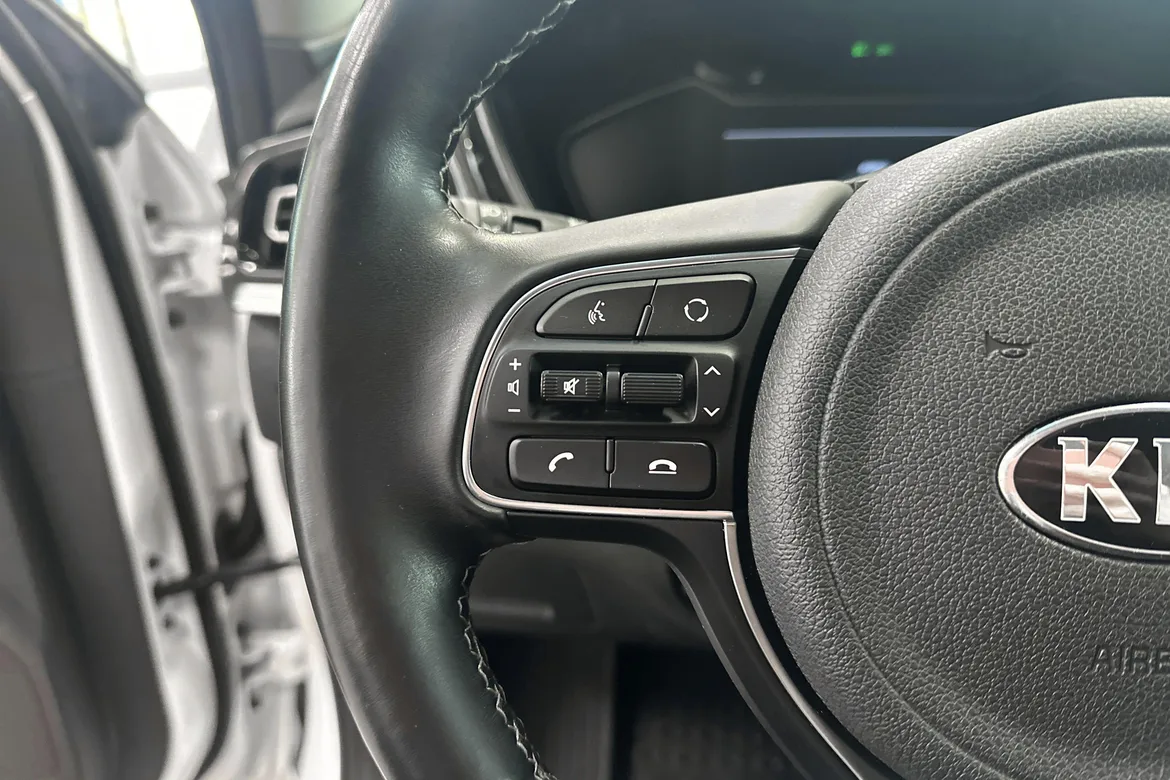 picture of a car