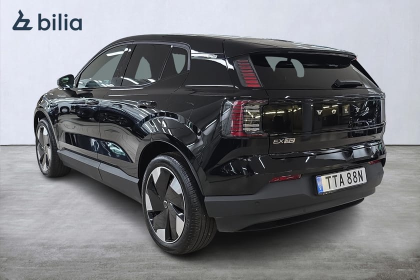 Bild 2 av Volvo EX30 Single Motor Extended Range M R Plus Edition