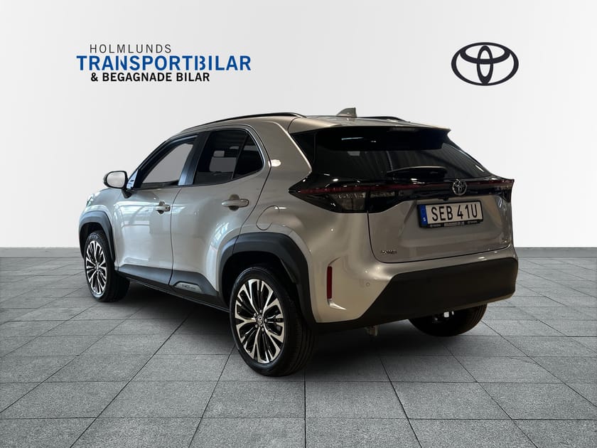 Bild 2 av Toyota Yaris Cross Hybrid 130 AWD-i 1,5 (130HK) Style V-hjul