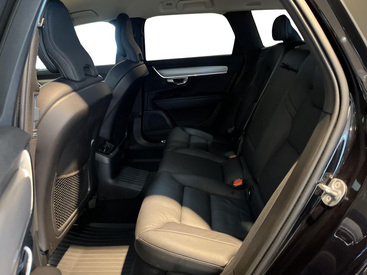 Volvo V90 2023 - miniatyr 7