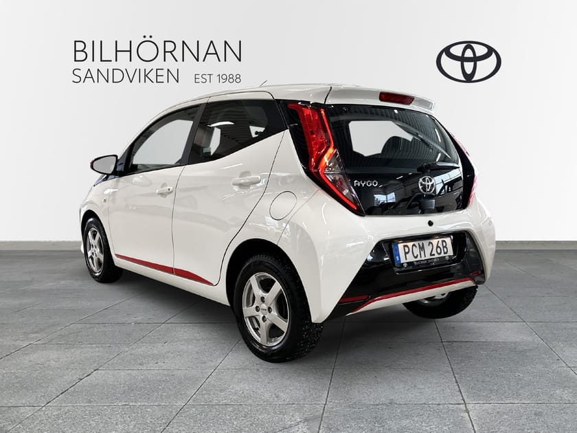 Bild 3 av Toyota Aygo 1,0 X Play Vinterhjul