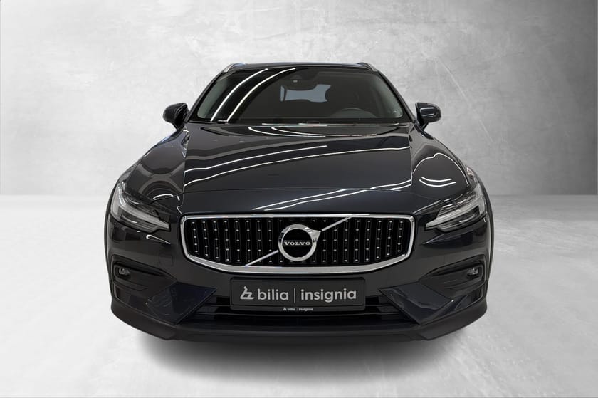 Bilde 2 av Volvo V60 Cross Country D4 AWD Velutstyrt!/Hengerfeste/Skinn/VOC/LED/18"