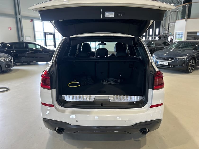 Bild 5 av BMW X3 xDrive30e Steptronic M Sport HUD/HK/360° kam