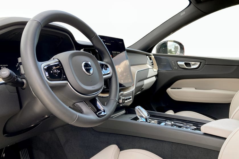 Bild 5 av Volvo XC60 T6 Plus Dark Nordic Edition