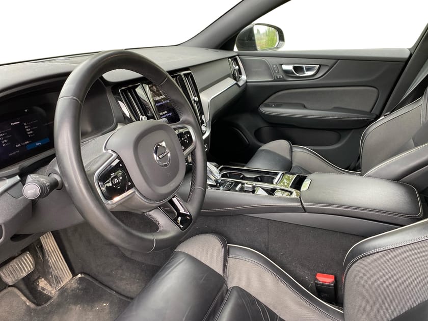 Bild 3 av Volvo V60 Recharge T6 Plus Dark