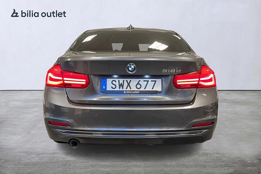 Bild 5 av BMW 318d Sedan Sport line 150hk / Dragkrok Sensorer Rattvärme