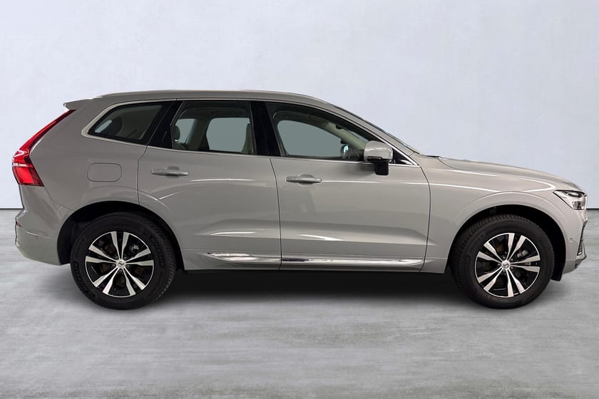 Bild 3 av Volvo XC60 Recharge T6 II Core Edition