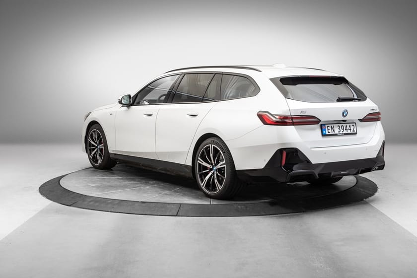 Bilde 3 av BMW i5 xDrive40 Touring Fully Charged Premium E (K)