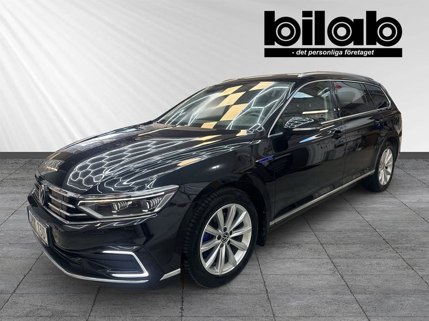 Bild 1 av Volkswagen Passat Sportscombi GTE 1.4 TSI 218Hk executive/drag/värmare
