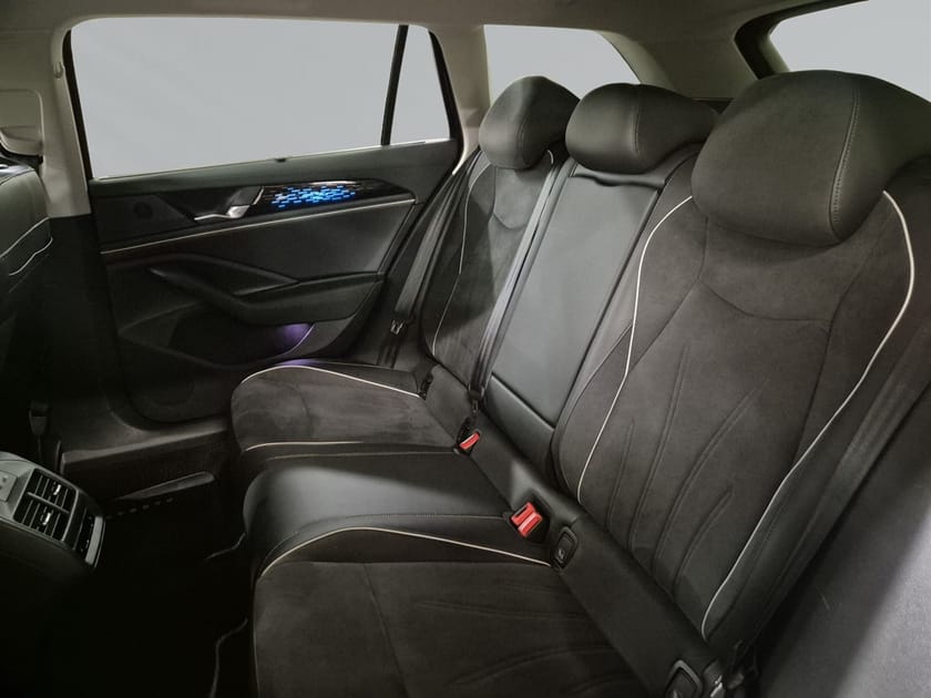 Bild 5 av Volkswagen Passat Variant eHybrid ELEGANCE 1.5 TSI AUTOMAT