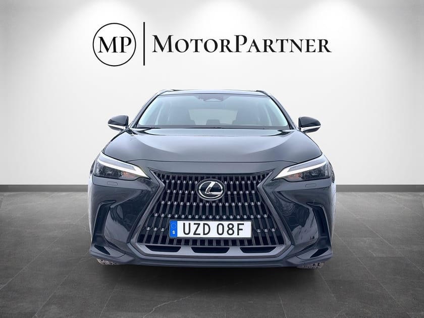 Bild 2 av Lexus NX 350h AWD E-CVT Kamera Dragkrok Navi MOMS