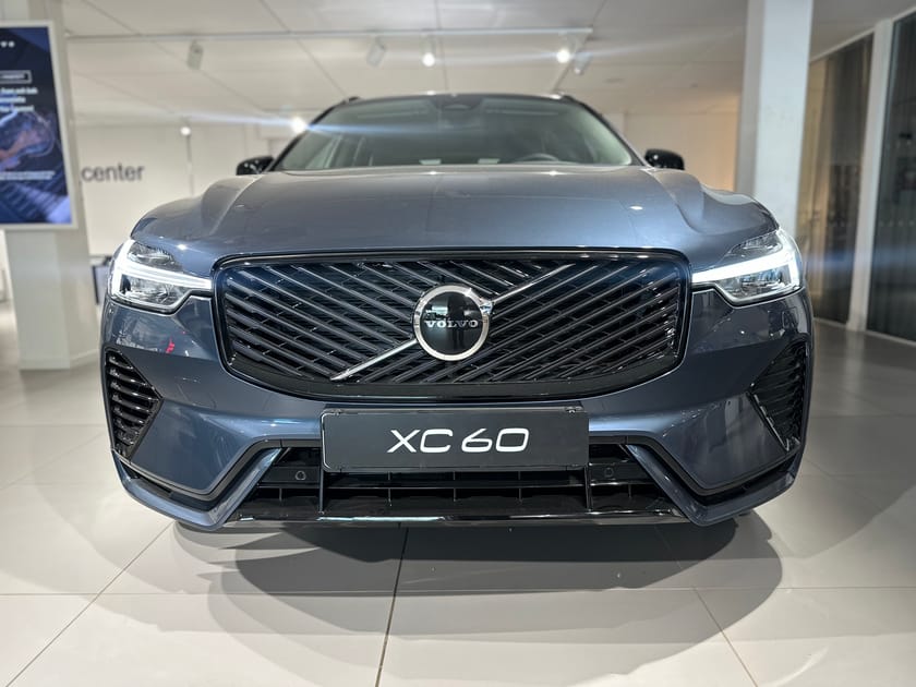 Bild 2 av Volvo XC60 T6 Plus Dark Nordic Edition