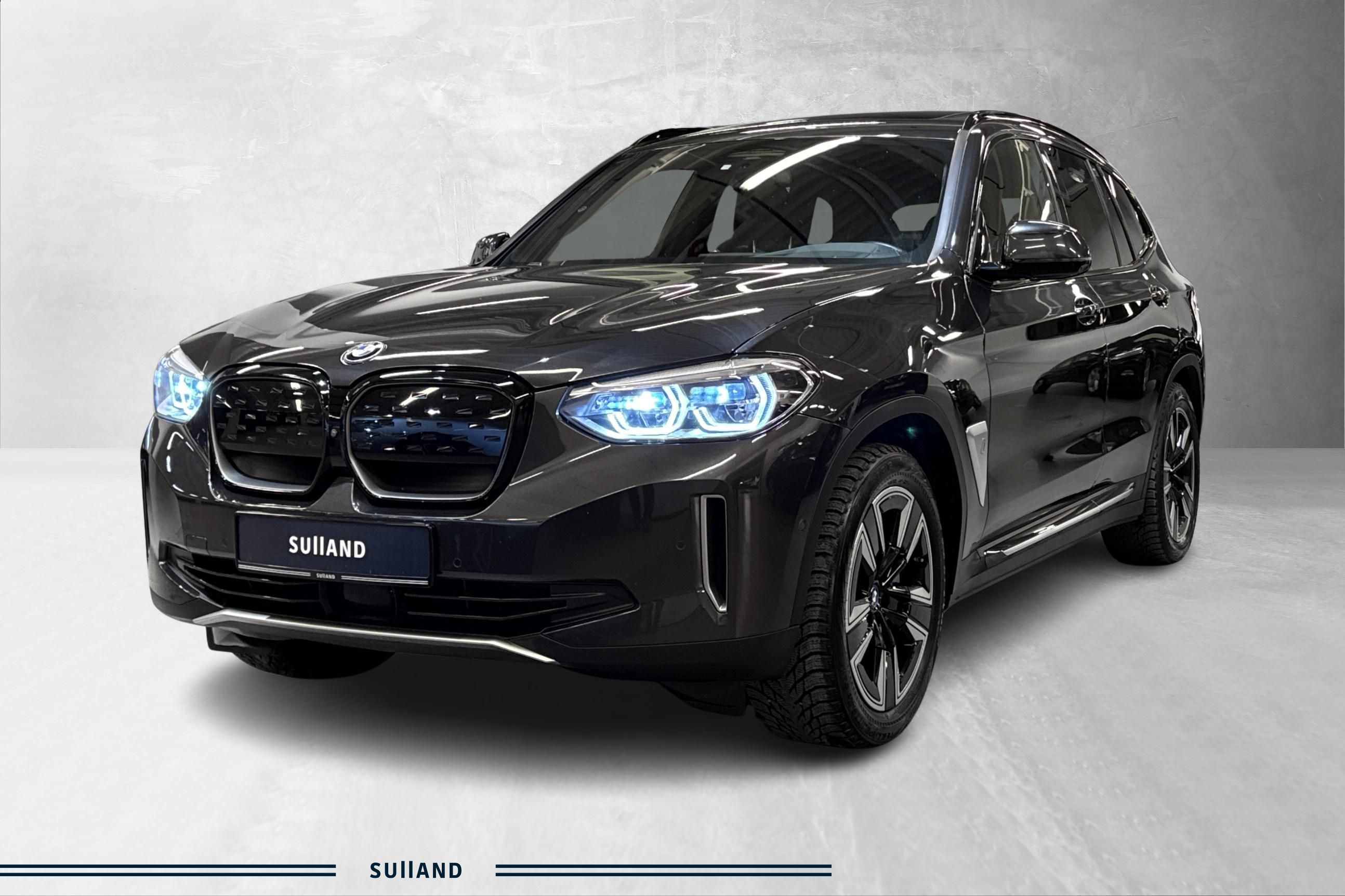 Thumnail bilde 0 av BMW iX3