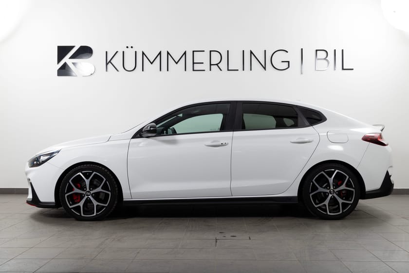 Bild 1 av Hyundai i30 Fastback N 250hk N-Line/Navi/B-kamera/Carplay