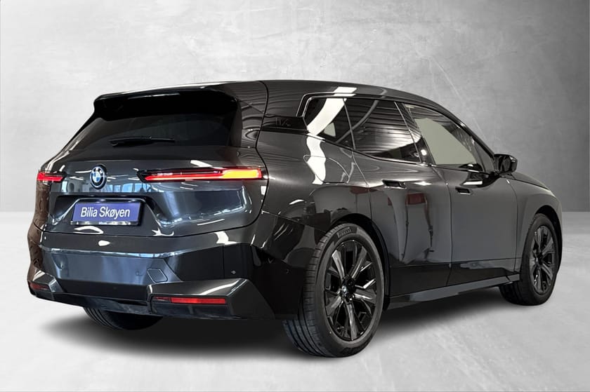Bilde 4 av BMW iX xDrive40 Fully Charged Laserlys, Comfort access