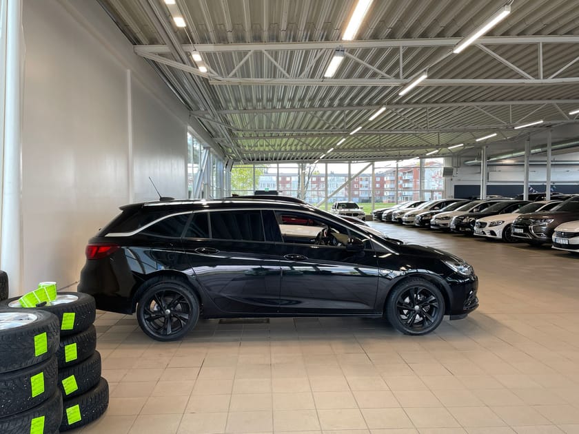 Bild 2 av Opel Astra Sports Tourer 1.4 EDIT ecoFLEX Automatic, 150hp, 2017
