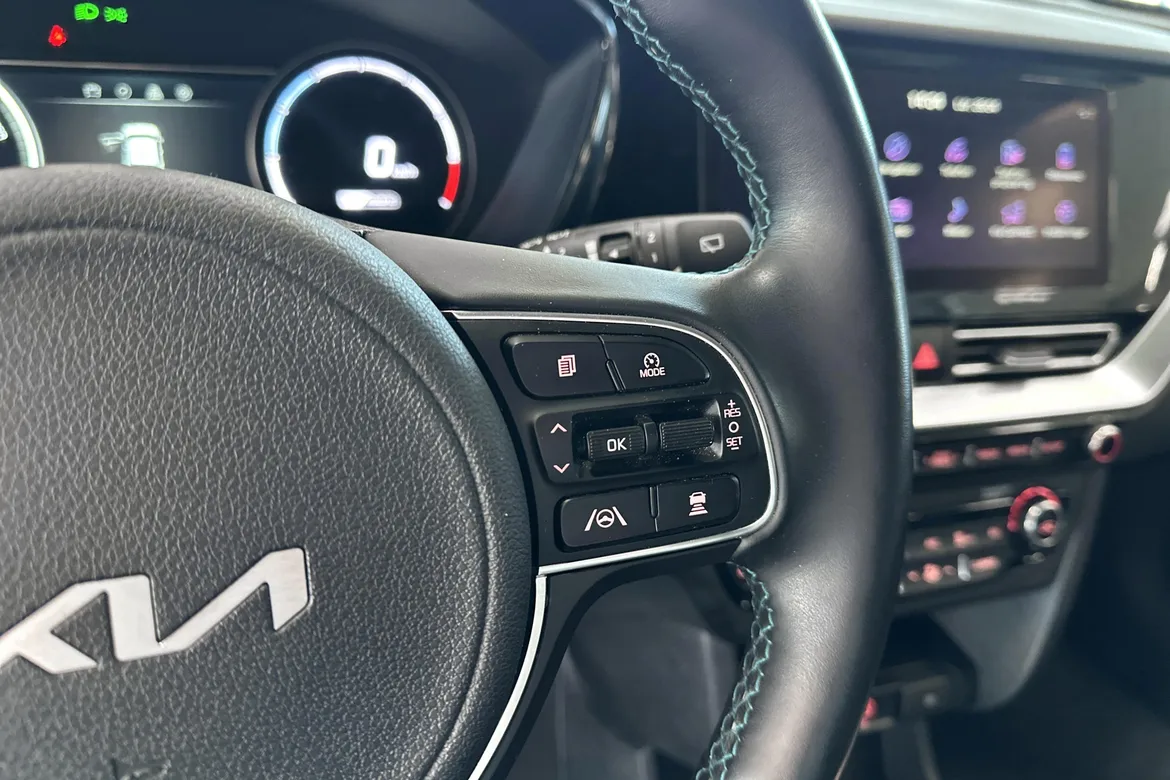 picture of a car