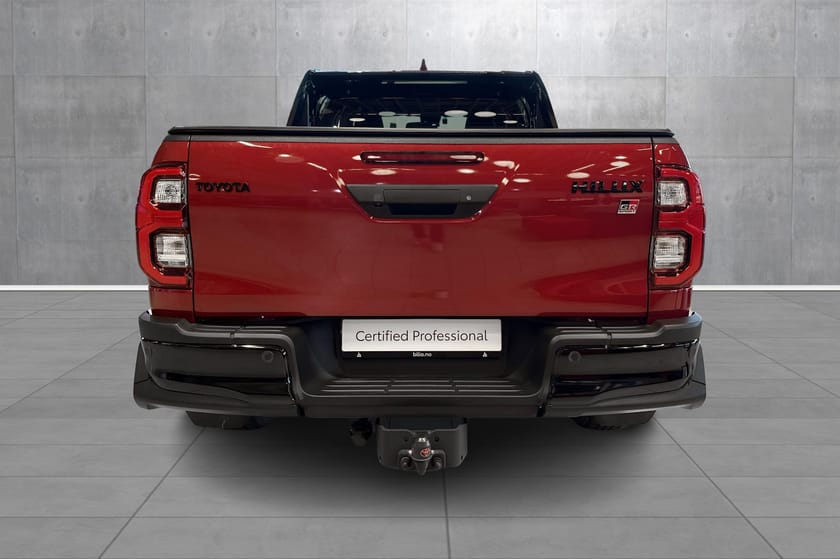 Bilde 4 av Toyota Hilux Dobbelcab D-Cab GR-Sport II 4x4 2,8 lt 204 hk