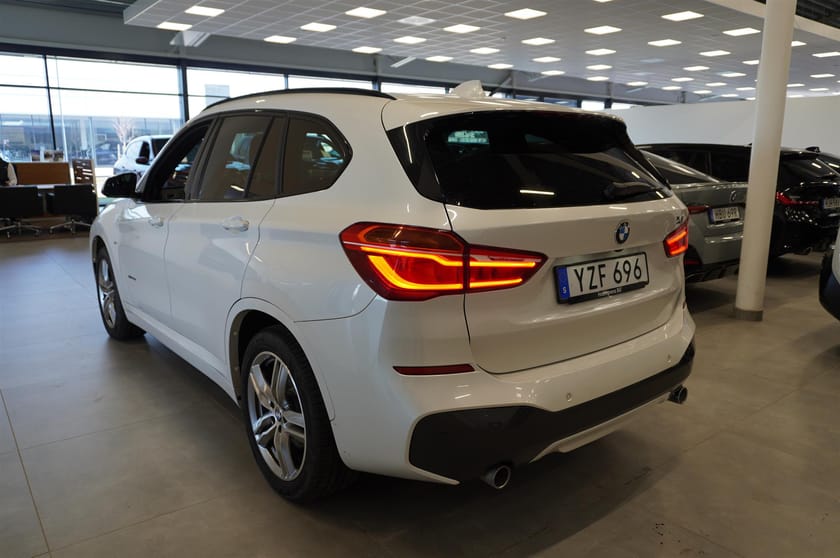 Bild 4 av BMW X1 xDrive20d M-Sport Automat Drag Backkamera HiFi Rattvärme