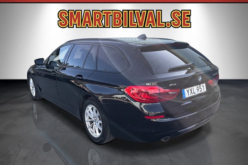 Bild 3 av BMW 520d xDrive Touring Steptronic Sport line