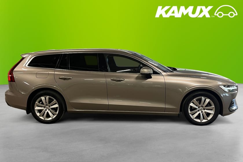 Bild 2 av Volvo V60 B4 Geartronic, Momentum Advanced Navi Rattv D-värm